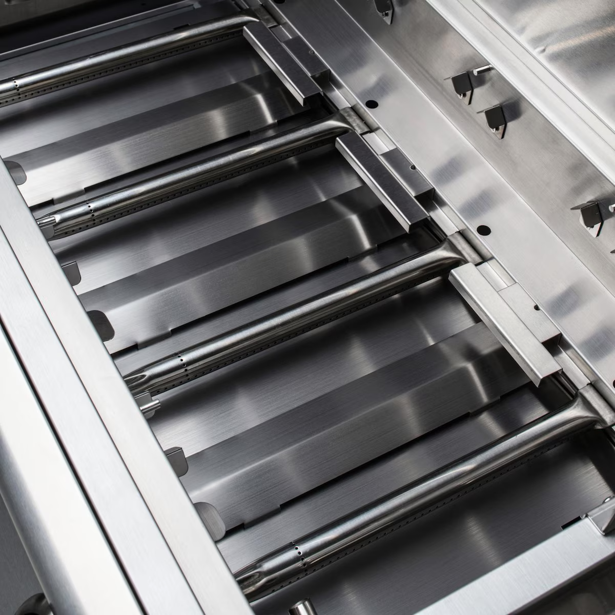 Blaze LBM | 25-Inch 3-Burner | Built-In Gas Grill | 304 Stainless