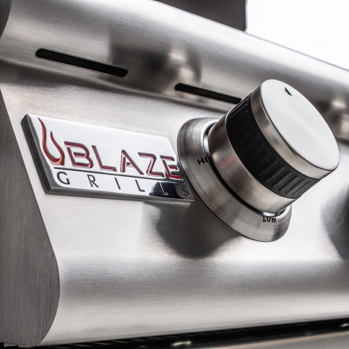 Blaze LBM | 25-Inch 3-Burner | Built-In Gas Grill | 304 Stainless